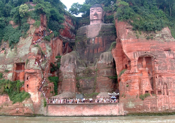 leshan-dev-buddha_china-turist-yerler