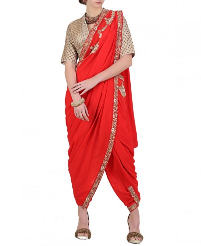 Raudona krepinė siuvinėta Dhoti Saree