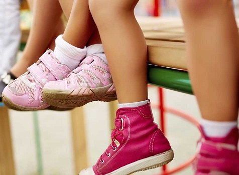 yürümeye başlayan çocuk ayakkabıları