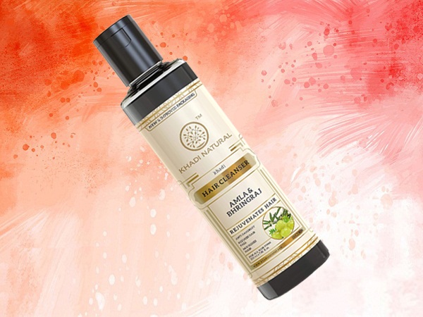 „Khadi Natural Herbal Amla“ ir „Bhringraj“ šampūnas