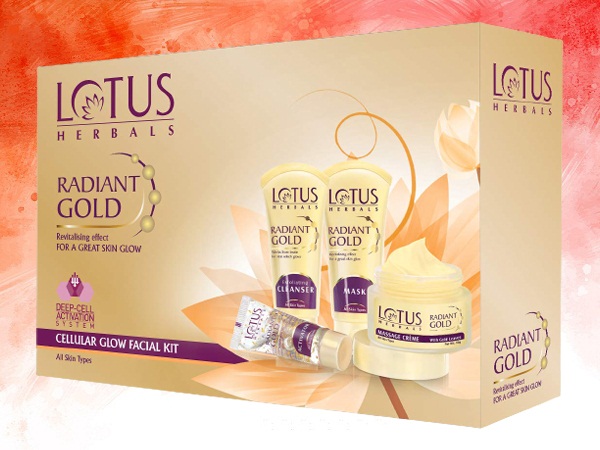 „Lotus Herbals Radiant Gold Cellular Glow“ veido rinkinys