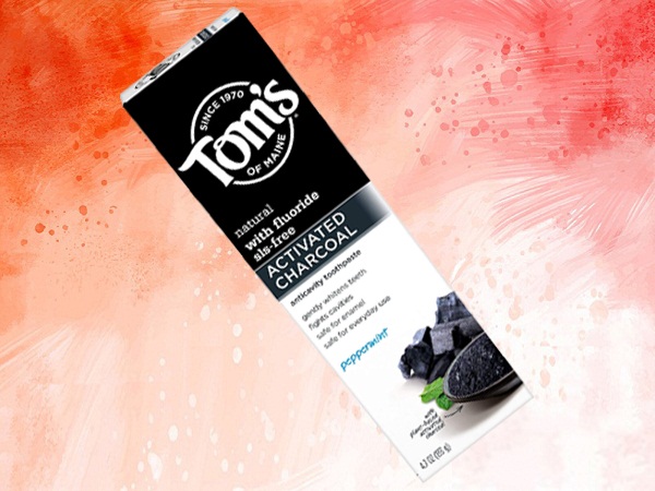 Tom's of Maine Aktif Kömürlü Diş Macunu