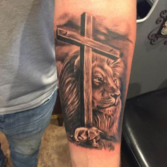 Geriausi krikščionių tatuiruočių dizainai su reikšmėmis 3