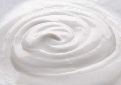 Graikiškas jogurtas nuo plaukų slinkimo