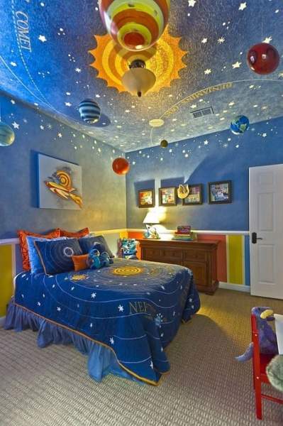 Vaikų miegamojo lubų dekoracijos