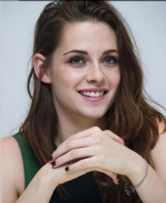 Makyajsız Kristen Stewart 4