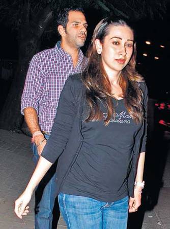 Makyajsız Karishma Kapoor 5