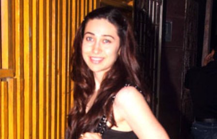 Makyajsız Karishma Kapoor 8