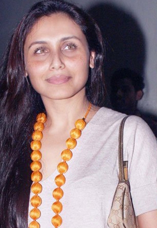 Rani Mukherjee be makiažo 3