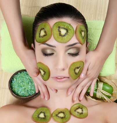 Kiwi Fruit Face Pack odos elastingumui pagerinti