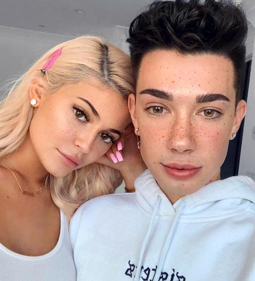 James Charles Makyajsız 10