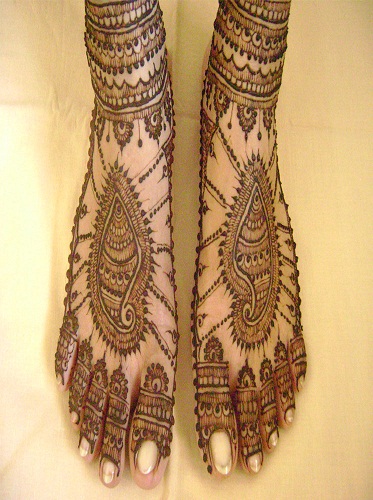„Bindu Shah“ kūrybinis „Mehndi“ Ahmedabade