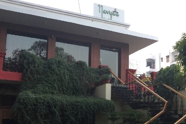 „Navya Boutique Lucknow“