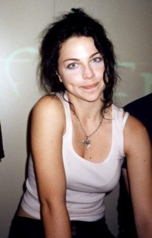 Amy Lee makyajsız6