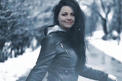 Amy Lee be makiažo7