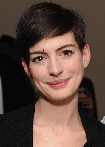 Anne Hathaway be makiažo 9