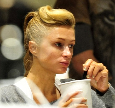 Paris Hilton makyajsız10