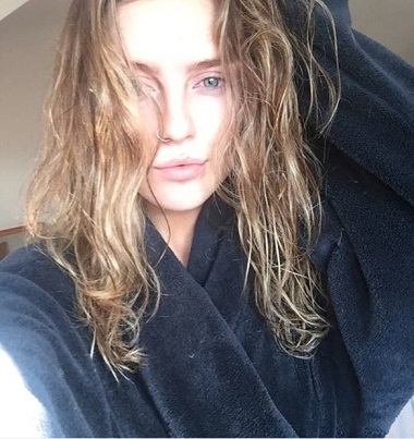 Perrie Edwards makyajsız5