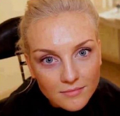 Perrie Edwards makyajsız8