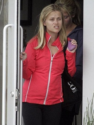 Reese Witherspoon be makiažo