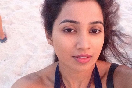 Shreya Ghoshal makyajsız9