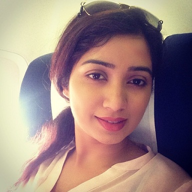 Shreya Ghoshal be makiažo7