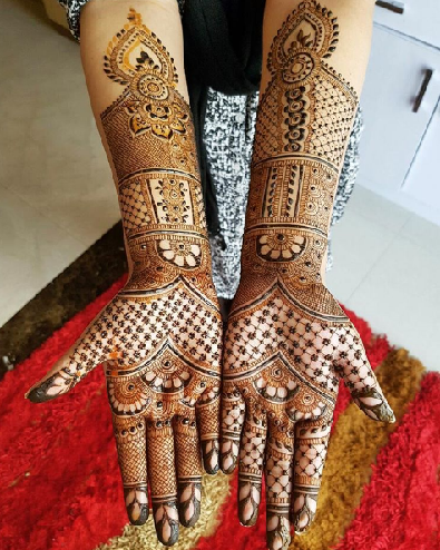 Tam El Teej Mehendi tasarımı