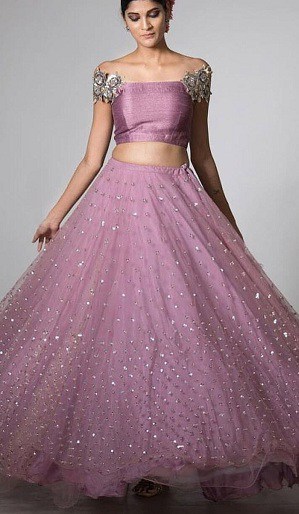 Purpurinis tinklas Lehenga