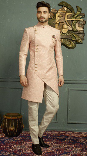 Nişan için Hint Batı Sherwani