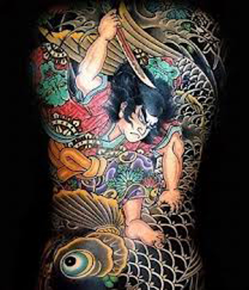 Viso kūno japonų kareivių tatuiruotė