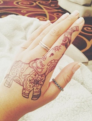 Henna tatuiruotės dizainas