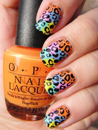 Spalvingi leopardo nagai Art