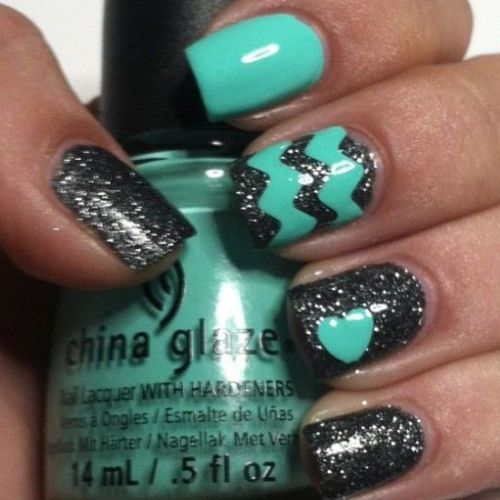 Siyah Glitter Nail Art Tasarım