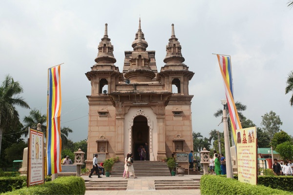 Sarnath Budist Tapınağı