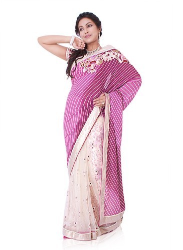 Pembe Beyaz Yarım Yarım Leheriya Ve Net Saree
