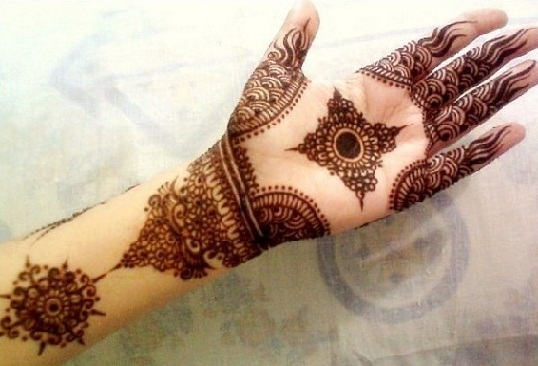 „Eid Arabic Mehndi“ dizainas