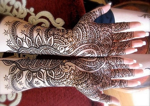 Arabų Mehendi dizainas mergaitėms