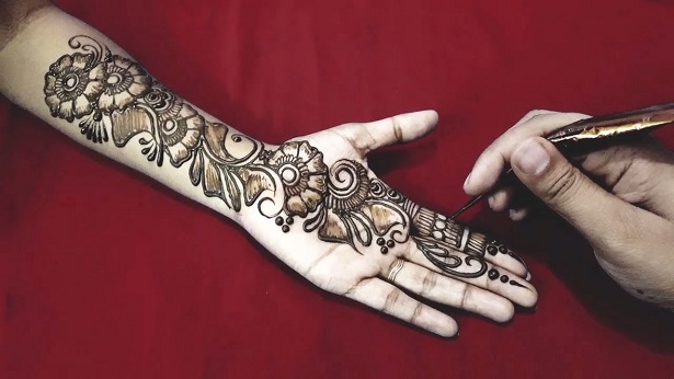 Vakarėlio stiliaus arabų henna