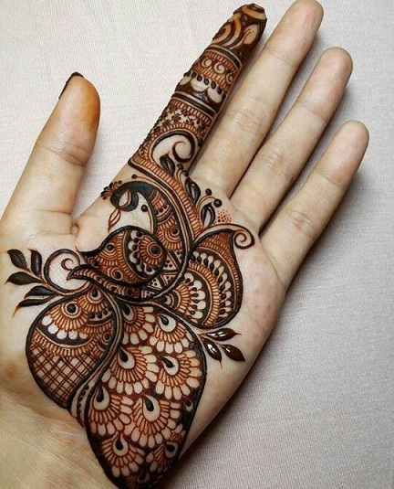 Arabų Mehndi dizaino modeliai