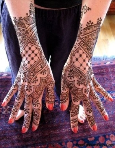 Arabų stiliaus Mehndi dizainas rankoms