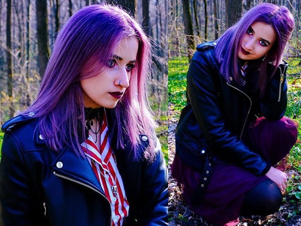 Purpule Balayage ant vidutinių plaukų