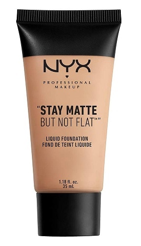 „Nyx“ profesionalus makiažas lieka matinis, bet ne plokščias