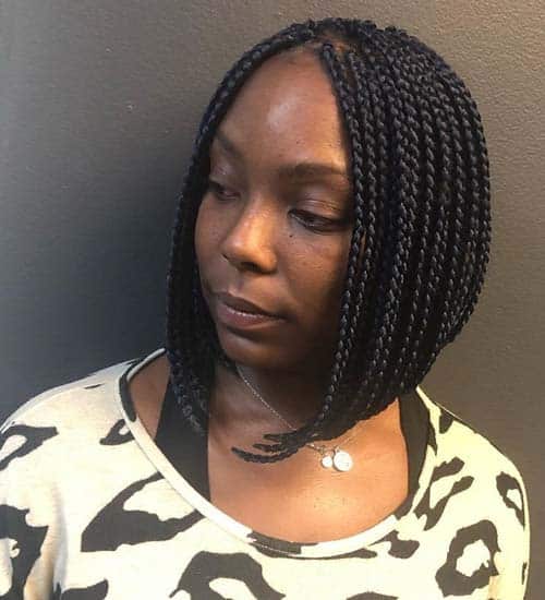 Kaklo ilgis „Box Braid“ bobo kirpimas