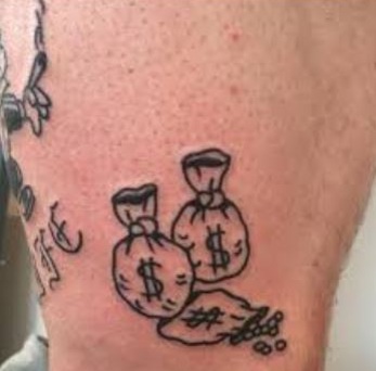 pinigų maišelio tatuiruotė