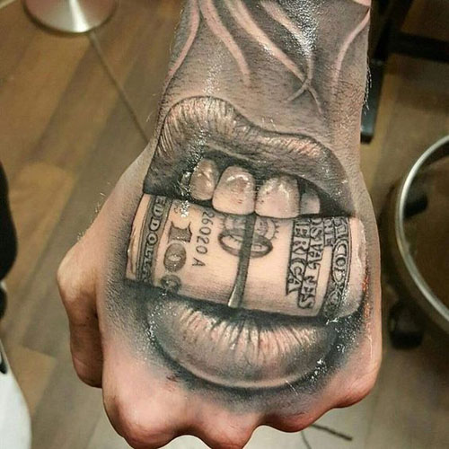 Gražus pinigų tatuiruotės dizainas 3