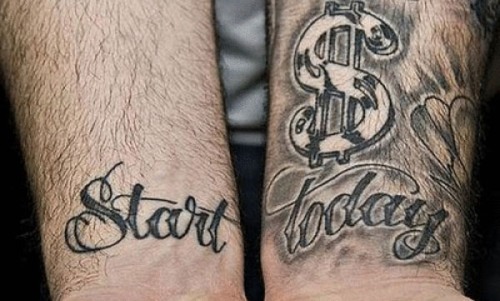 laikas yra pinigų tatuiruotė
