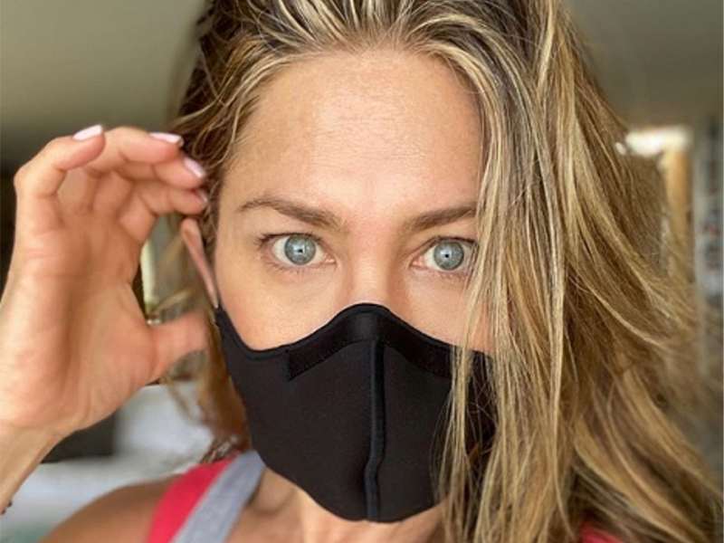 Jennifer Aniston Makyajsız