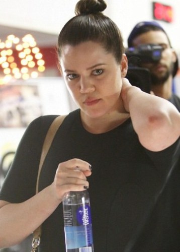 Khloe Kardashian makyajsız 3
