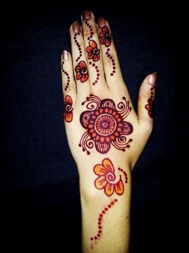 Farklı Renkler Mehndi Tasarımları