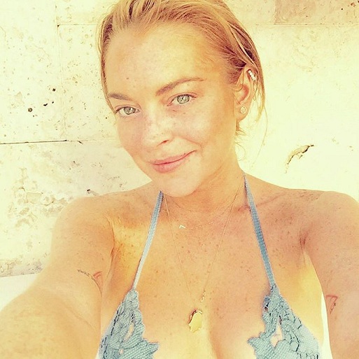 Lindsay Lohan be makiažo 1